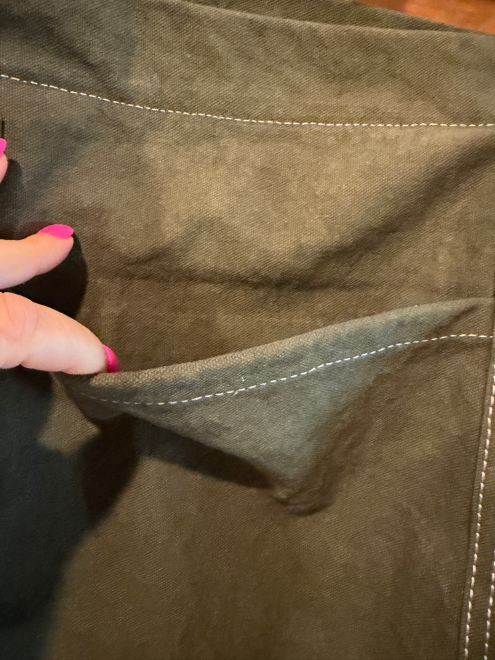 NWT! Free People Been There  Green Canvas large Tote with Embroidered Patches - Picture 9 of 10
